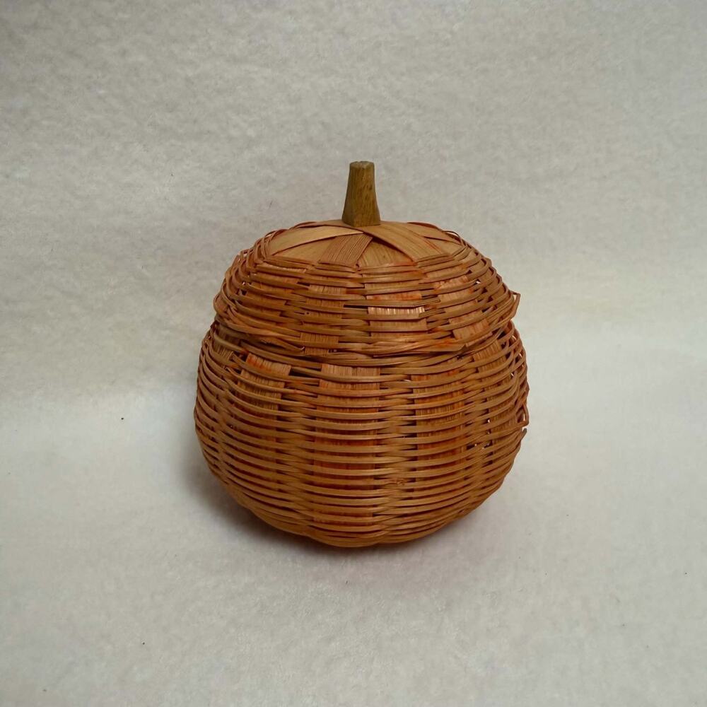 Vintage Woven Wicker Pumpkin Lid & Basket With Stem Harvest Orange Small 4”